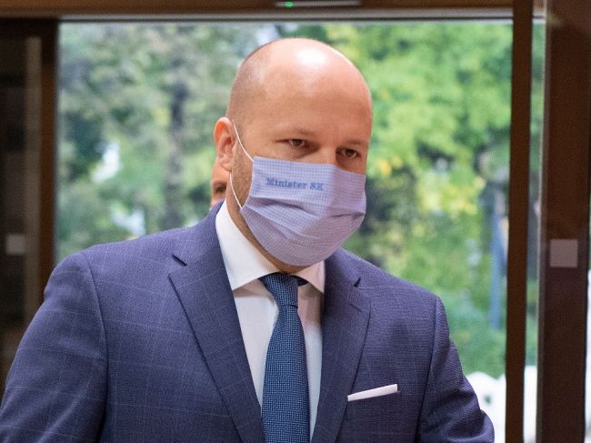Naď: Verím, že počas dňa otvoríme všetky odberné miesta