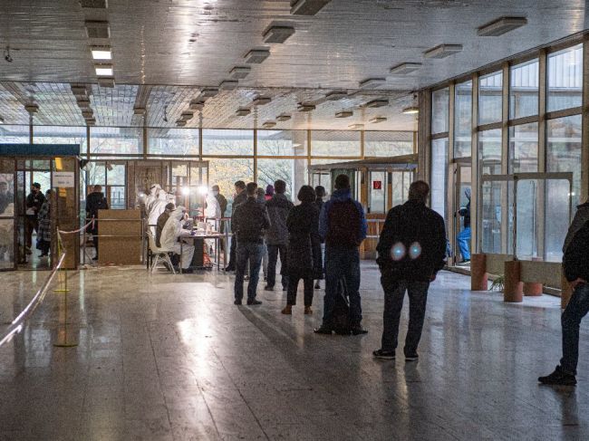 Pracovníkov médií, kultúry a kreatívneho priemyslu testujú v RTVS