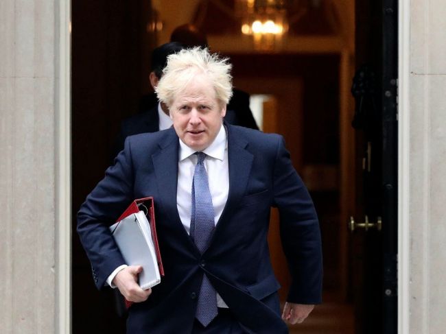 Anglicko čaká štvortýždňový lockdown, oznámil Johnson