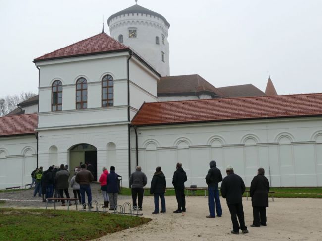 V Žiline prišlo na testovanie 49.191 ľudí, pozitívnych bolo 232