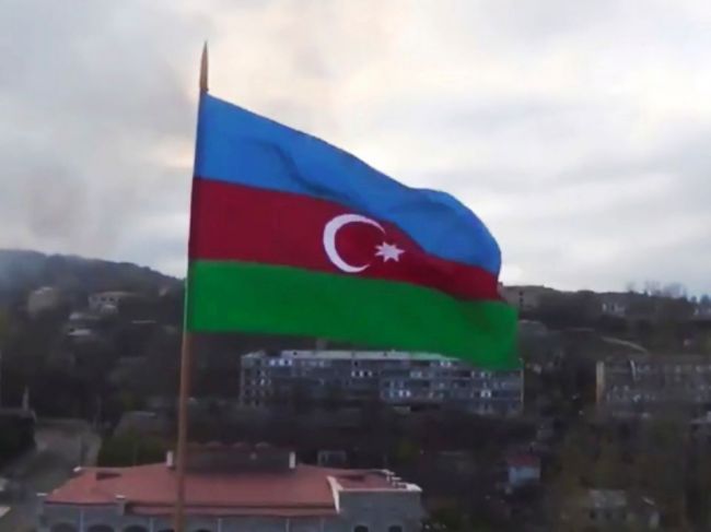 Azerbajdžan priznal, že zostrelil ruský vrtuľník nad Arménskom a ospravedlnil sa