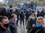Niekoľko tisíc ľudí protestovalo v Nemecku proti pandemickým opatreniam