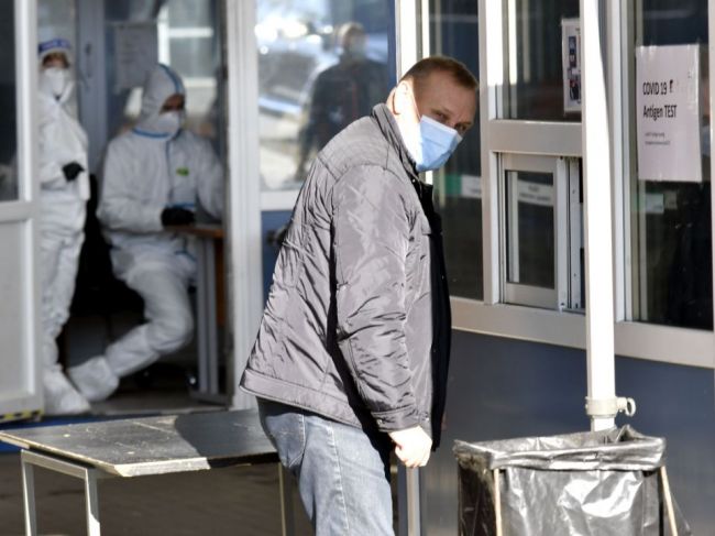 Ukrajina zaznamenala viac ako 12.000 nových prípadov nákazy koronavírusom