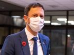 Heger: Rezort financií ďalej komunikuje s bankami o odklade splácania úverov