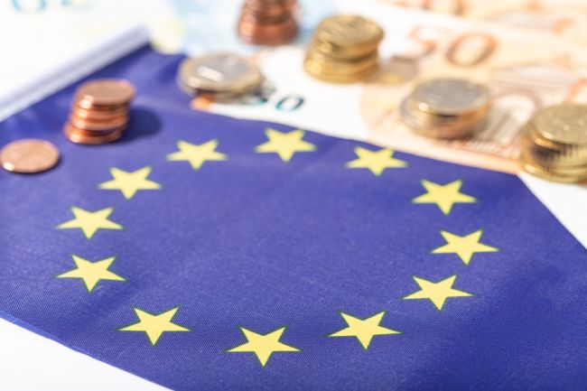 Česko súhlasí s postojom prepojiť eurofondy so zásadami právneho štátu