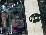 Pfizer požiada FDA o povolenie na núdzové použitie vakcíny proti COVID-19