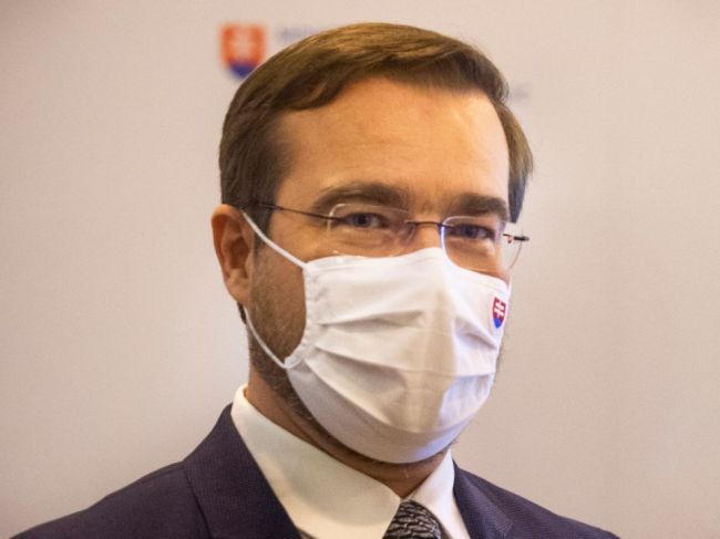 Minister zdravotníctva informoval o epidemiologickej situácii na Slovensku