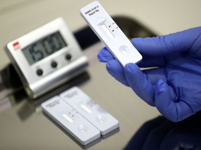 V Maďarsku antigénovými testami otestujú 370.000 ľudí