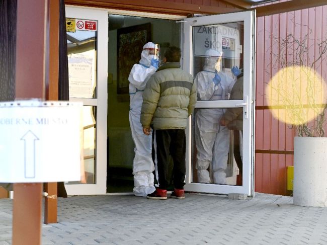 V 458 mestách a obciach sa opäť testuje, tentokrát dobrovoľne