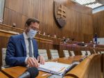Na oddlženie nemocníc by malo ísť 575 miliónov eur