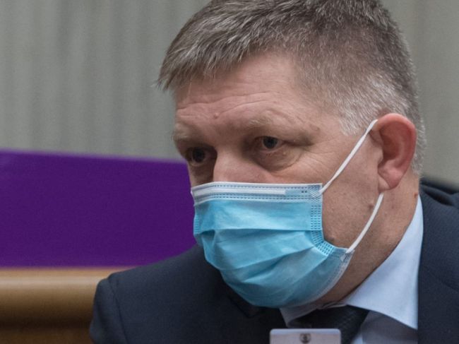 Smer-SD chce referendum o predčasných voľbách, navrhuje mimoriadnu schôdzu