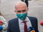 Gröhling: Nie je logisticky možné, aby sme v pondelok otvorili školy