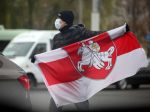 V Bielorusku pokračujú v odstraňovaní symbolov opozície, vo väzení je aj miss