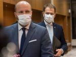 Závery krízového štábu: Deti sa vrátia do škôl, podmienkou však bude testovanie