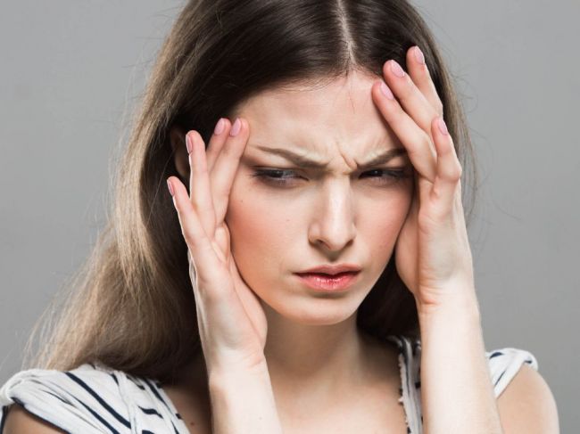 4 každodenné zvyky, ktorými si privádzame bolesť hlavy