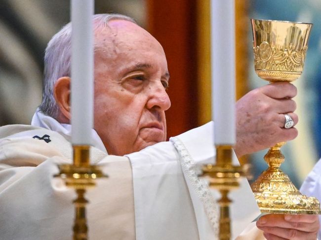Pápež na prvú adventnú nedeľu vyzýval na bdelosť, varoval pred priemernosťou