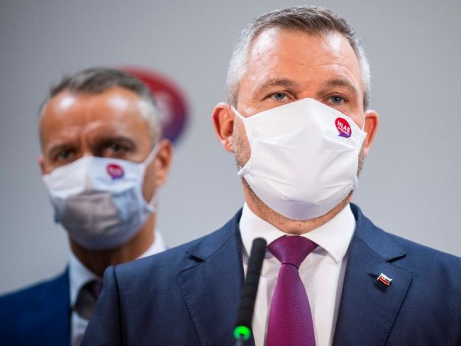 Slovensko je "laboratóriom nezrelého politika". Pellegrini žiada zverejnenie nákladov