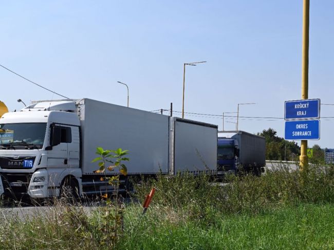 Na hraničnom priechode Vyšné Nemecké pre kamióny dočasne obmedzia prevádzku