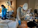USA majú rekordný počet hospitalizovaných s ochorením COVID-19