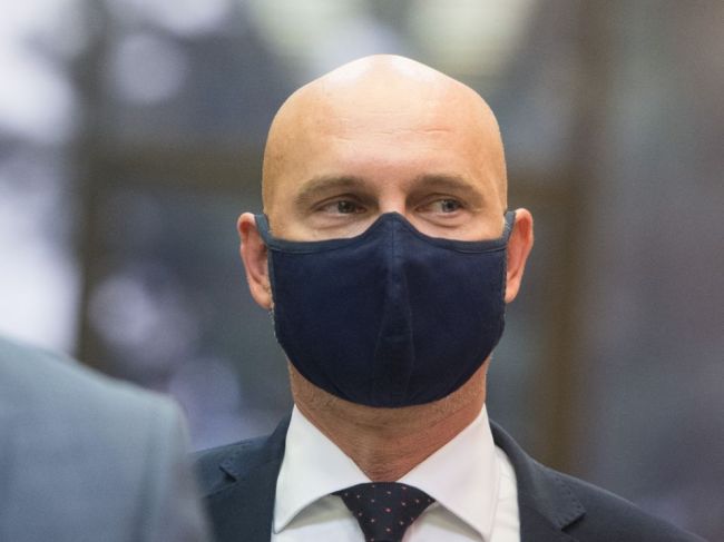 Gröhling: Učitelia uvidia odmeny v januárovej výplate za december