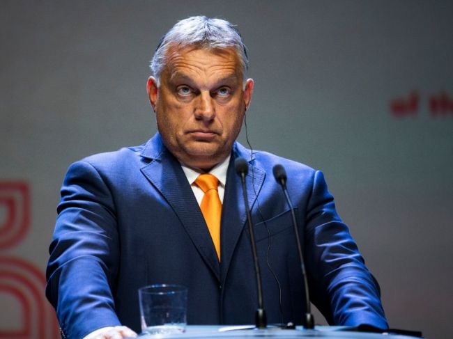 V Maďarsku predĺžili zákaz vychádzania do 11. januára, oznámil Orbán