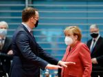 Merkelová a Spahn zvažujú sprísnenie epidemiologických opatrení