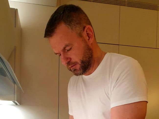 Peter Pellegrini mal pozitívny test na koronavírus
