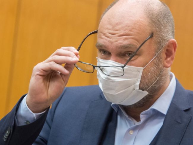 Sulík nakupuje nové testy, testovať podľa neho treba len v niektorých regiónoch