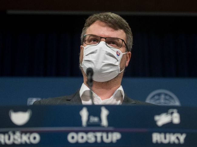 Na Slovensku od dnes do 29. decembra platí zákaz vychádzania