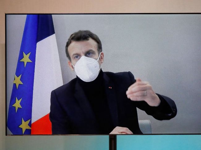 Macron, ktorý má koronavírus, je v stabilizovanom stave