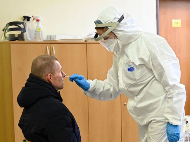 V týchto okresoch odhalili najviac infikovaných novým koronavírusom