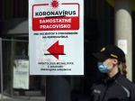Nemocnice na Zemplíne sú pred kolapsom, pacienti c COVID-om zapĺňajú lôžka