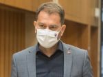 Premiér ukončil karanténu po pozitívnom teste, poďakoval sa za starostlivosť