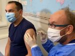 Video: Europoslanca Polláka zaočkovali proti COVID-19, chce šíriť osvetu medzi Rómami