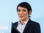 SNS vyzýva Máriu Kolíkovú na demisiu, Irena Bihariová ocenila zriadenie komisie