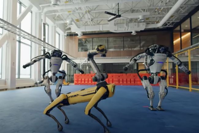 Video: V Boston Dynamics naučili robotov tancovať. Sledujte ich perfektnú choreografiu