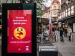 Švédsko prvýkrát od začiatku pandémie odporučí nosenie rúšok