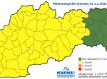 Hmla a poľadovica potrápia Slovákov aj počas prvého dňa v novom roku