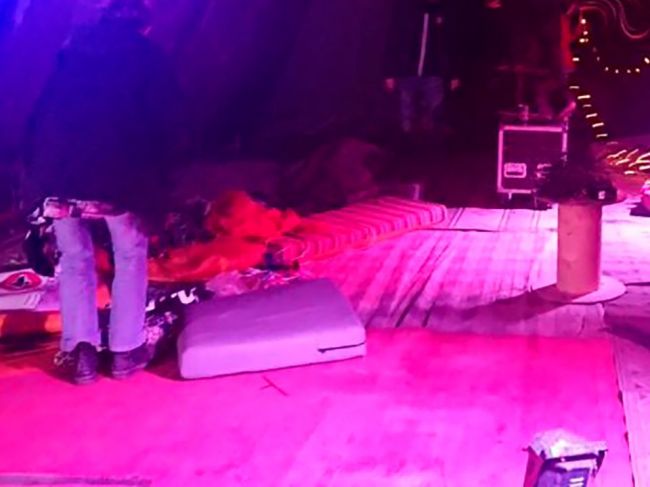 Veľkú nelegálnu rave párty po dvoch dňoch ukončili