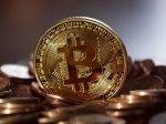 Bitcoin pokračuje v prelamovaní rekordov, jeho cena sa blíži k 31.000 USD