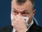 Krajniak považuje výzvy Pellegriniho na zrušenie núdzového stavu za nezodpovedné