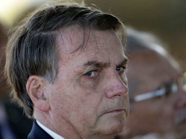 Brazílsky prezident Bolsonaro po nepokojoch podporil tvrdenie Trumpa o volebných podvodoch