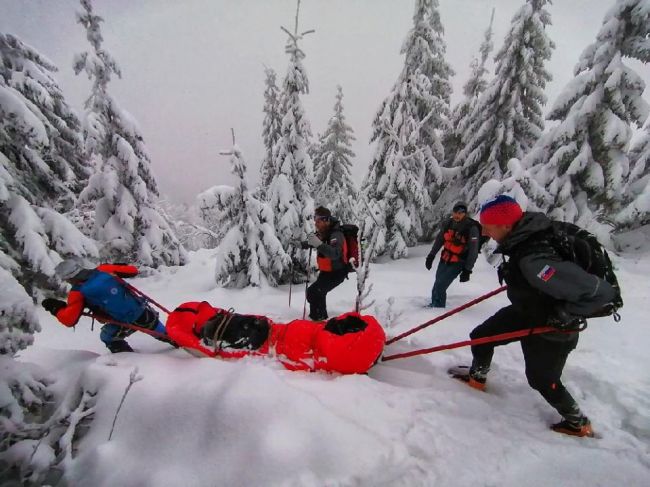 Záchranári HZS pomáhali vyčerpanému českému turistovi pod Malým Kriváňom
