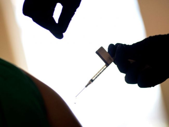 EMA: "Hacknuté" dokumenty boli pozmenené s cieľom naštrbiť dôveru vo vakcíny