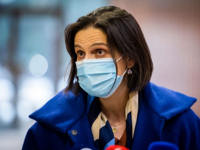Kolíková pripustila, že by sa plošné testovanie mohlo rozložiť na viac dní