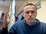 Zadržaný Navaľnyj Rusov vyzval, aby vyšli do ulíc a protestovali