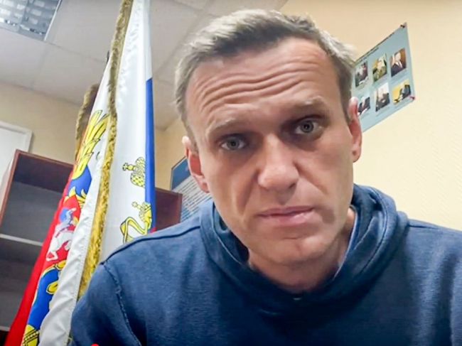 Navaľnyj je v cele sám, na podmienky sa nesťažuje