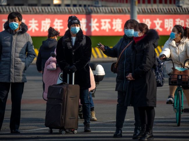 V Pekingu hlásia najviac nakazených od konca decembra, sprísňujú opatrenia