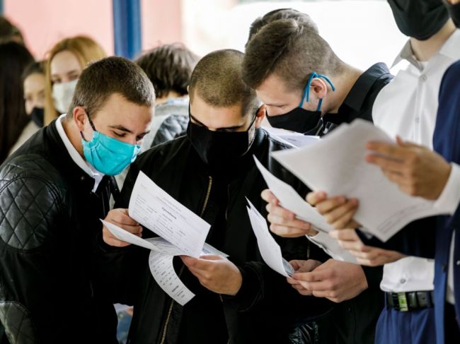 Maturitná skúška sa bude meniť, avizovalo Ministerstvo školstva