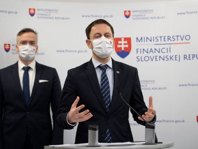 Banky budú individuálne pristupovať ku klientom s odkladom v problémoch